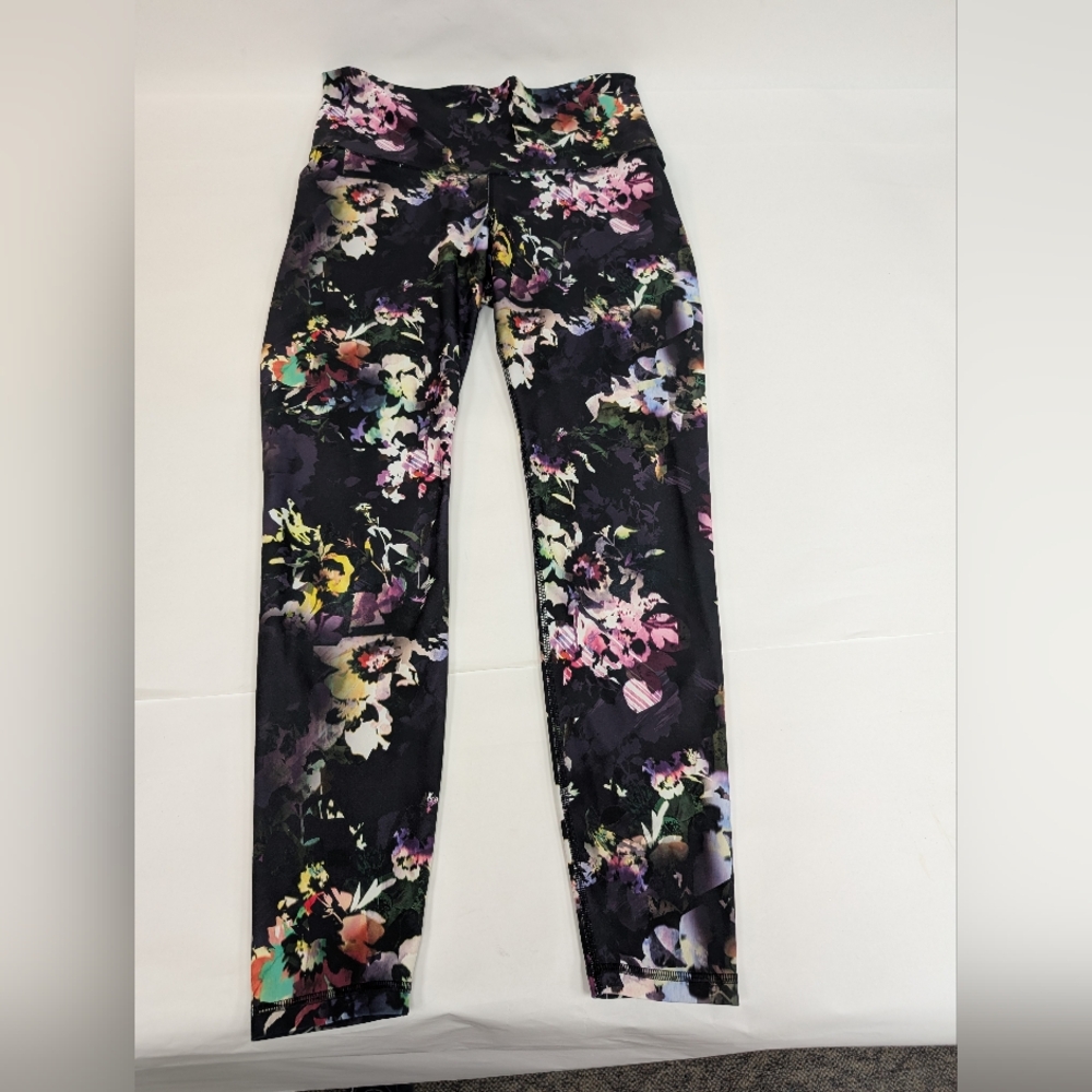 Old Navy Black floral leggings extra high rise go dry large [103]
